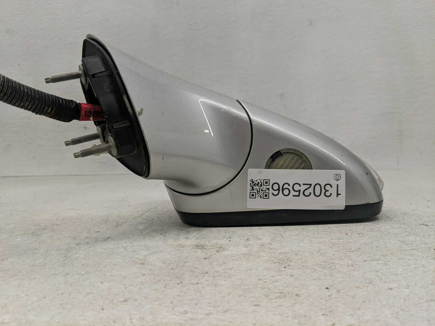 2015-2017 Ford Fusion Driver Side View Mirror - Left Door Mirror OEM Used - Oemusedautoparts1.com