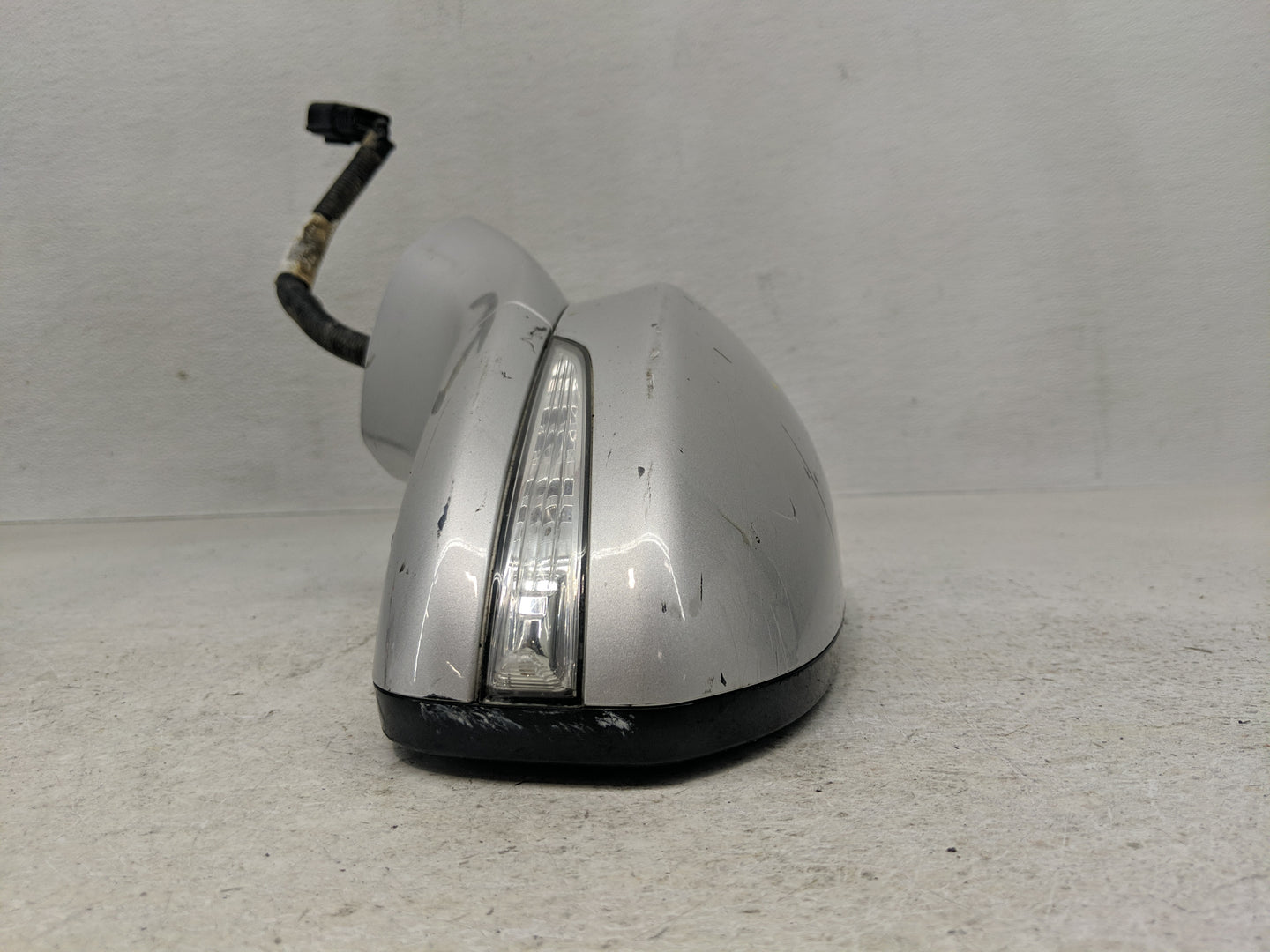 2015-2017 Ford Fusion Driver Side View Mirror - Left Door Mirror OEM Used - Oemusedautoparts1.com