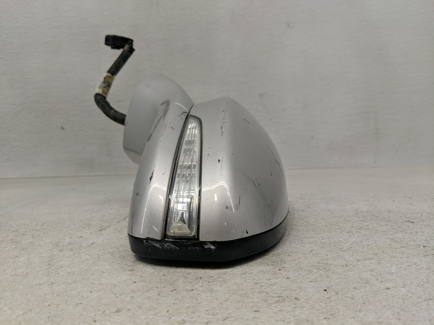 2015-2017 Ford Fusion Driver Side View Mirror - Left Door Mirror OEM Used - Oemusedautoparts1.com