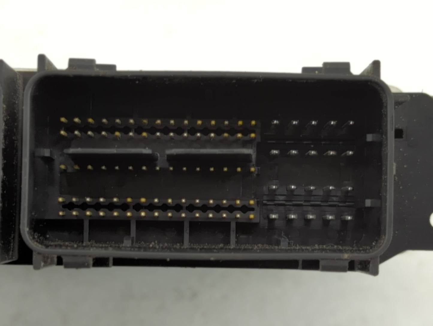 2015 Ford Fusion PCM Engine Control Computer ECU ECM PCU OEM P/N:FS7A-12A650-AVC 0 261 S11 656 Fits OEM Used Auto Parts - Oe
