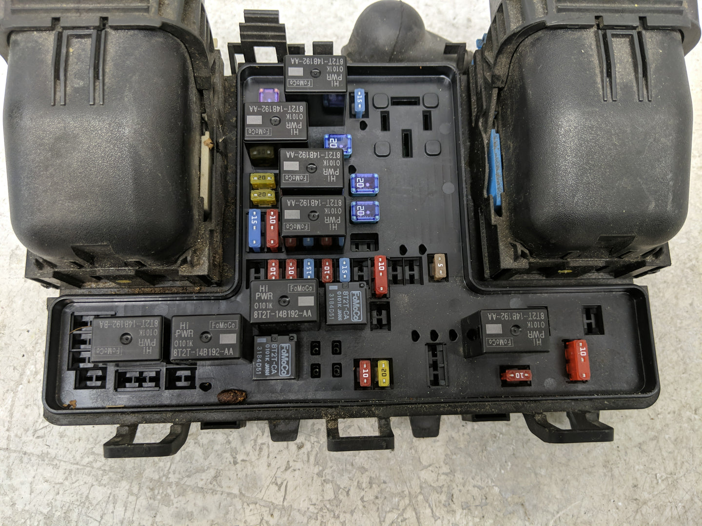 2015-2016 Ford Fusion Fusebox Fuse Box Panel Relay Module P/N:FG9T14A067BA Fits Fits 2015 2016 OEM Used Auto Parts - Oemused