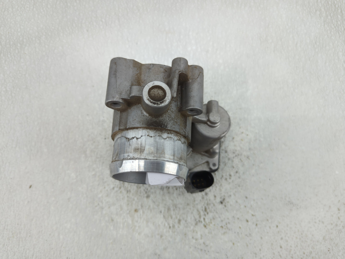 2014-2020 Ford Fusion Throttle Body P/N:DS7G-9F991-BB Fits Fits 2014 2015 2016 2017 2018 2019 2020 OEM Used Auto Parts - Oem