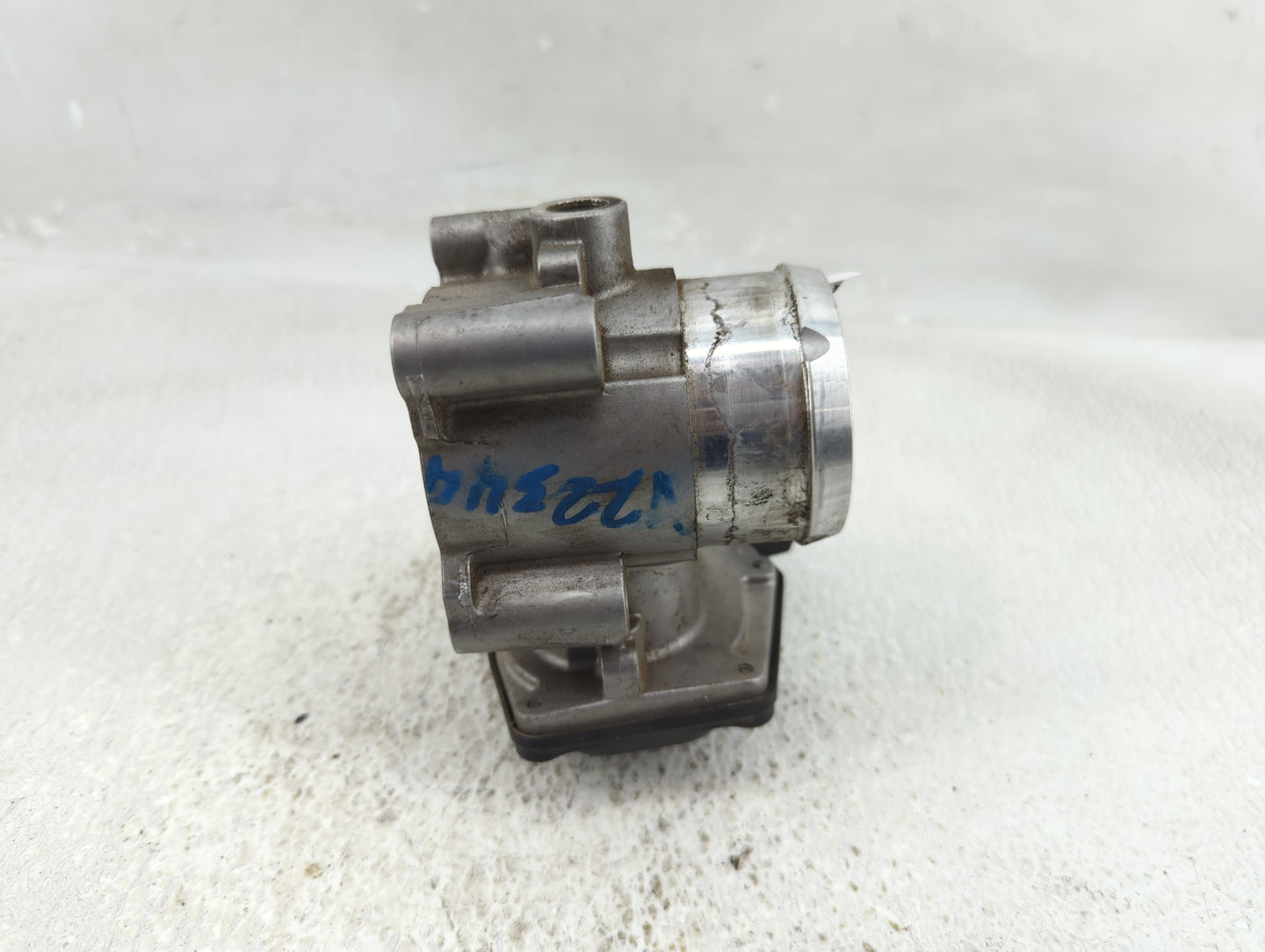 2014-2020 Ford Fusion Throttle Body P/N:DS7G-9F991-BB Fits Fits 2014 2015 2016 2017 2018 2019 2020 OEM Used Auto Parts - Oem