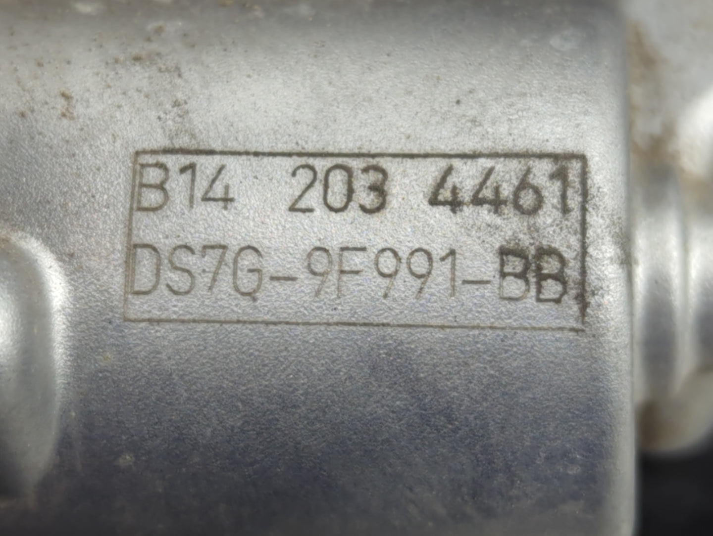 2014-2020 Ford Fusion Throttle Body P/N:DS7G-9F991-BB Fits Fits 2014 2015 2016 2017 2018 2019 2020 OEM Used Auto Parts - Oem