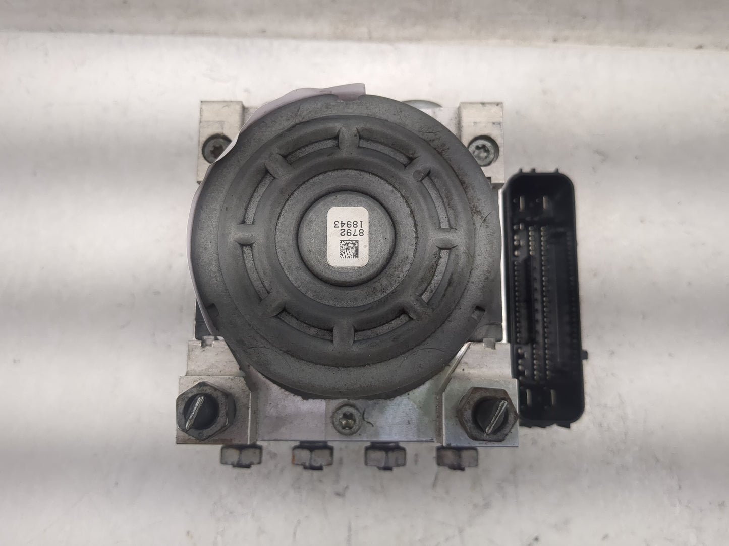 2014-2016 Ford Fusion ABS Pump Control Module Replacement P/N:EG9C-2C405-AD EG9C-2C219-AB, EG9C-2C405-AF Fits Fits 2014 2015
