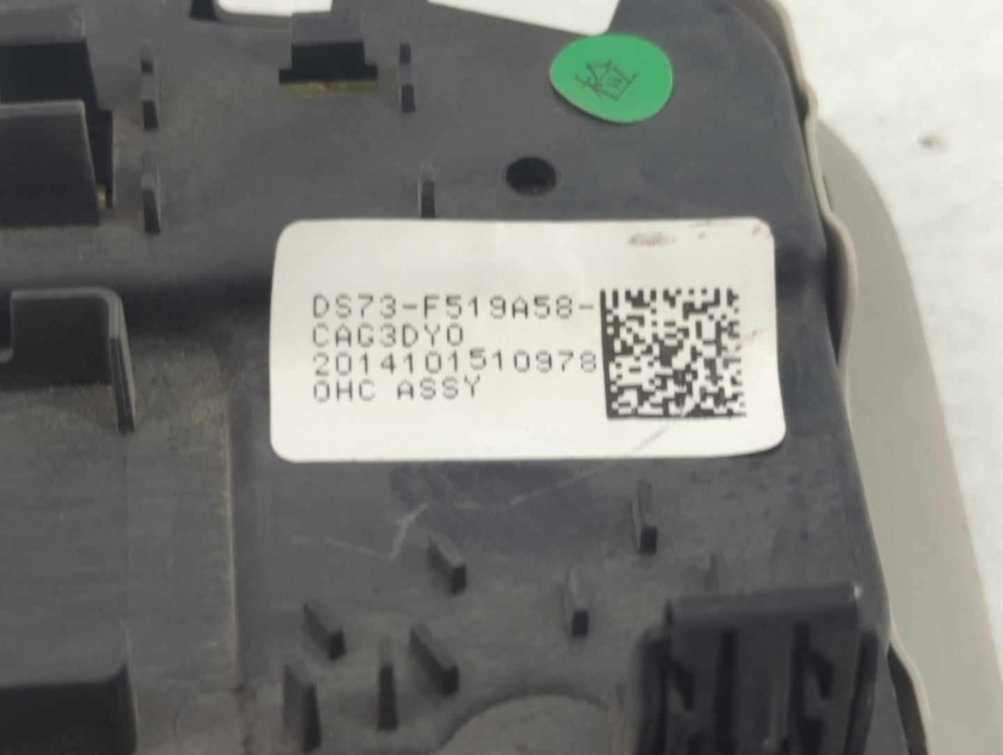 2015 Ford Fusion Overhead Roof Console - Oemusedautoparts1.com