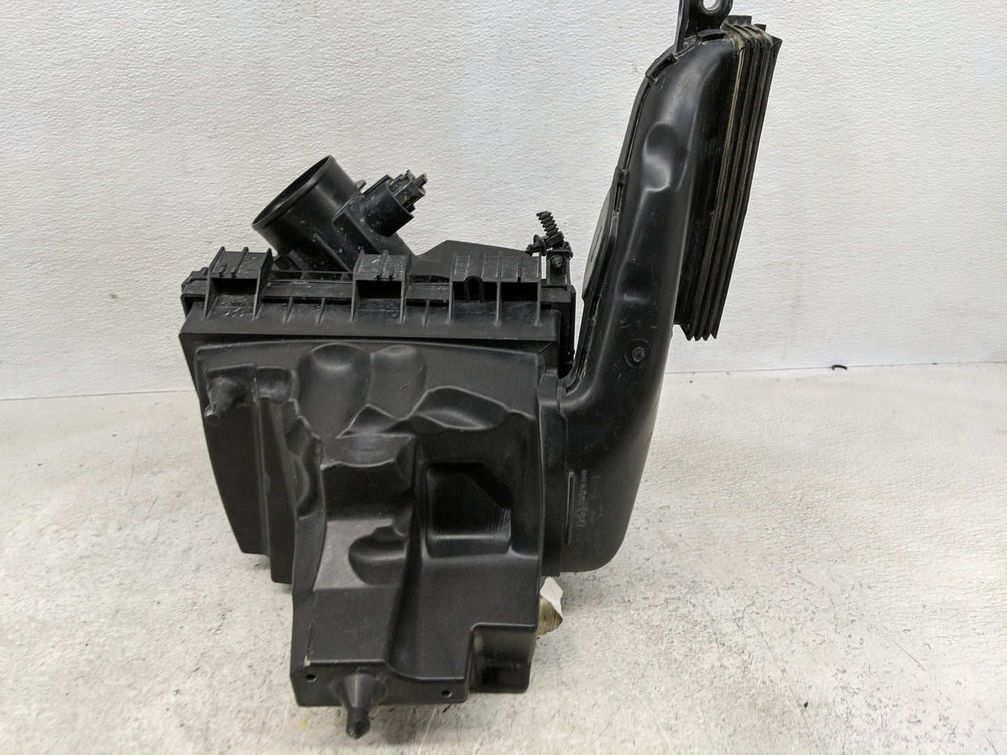2014-2016 Ford Fusion Air Cleaner Intake-duct Hose Tube - Oemusedautoparts1.com