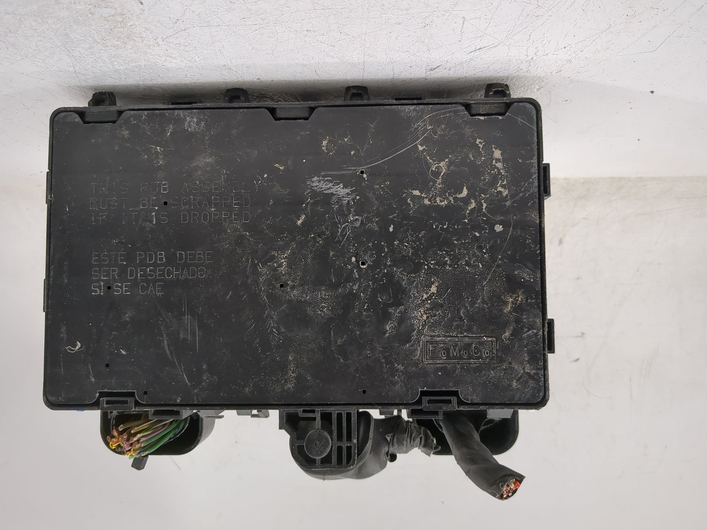 2015-2016 Ford Fusion Fusebox Fuse Box Panel Relay Module P/N:HG9Z14A068F Fits Fits 2015 2016 OEM Used Auto Parts - Oemuseda