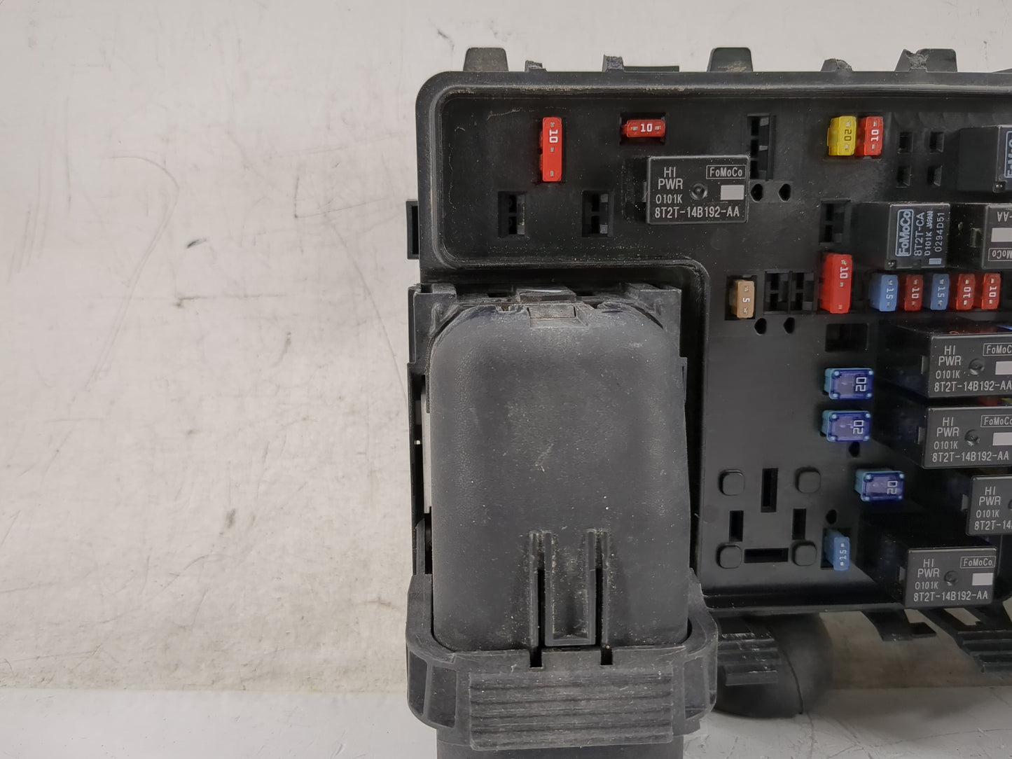 2015-2016 Ford Fusion Fusebox Fuse Box Panel Relay Module P/N:HG9Z14A068F Fits Fits 2015 2016 OEM Used Auto Parts - Oemuseda