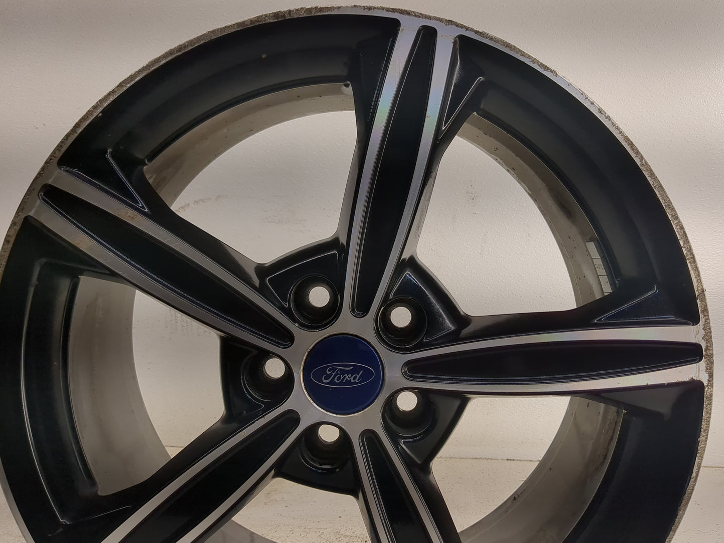 2015-2016 Ford Fusion Oem Wheel Rim 1361835 - Oemusedautoparts1.com