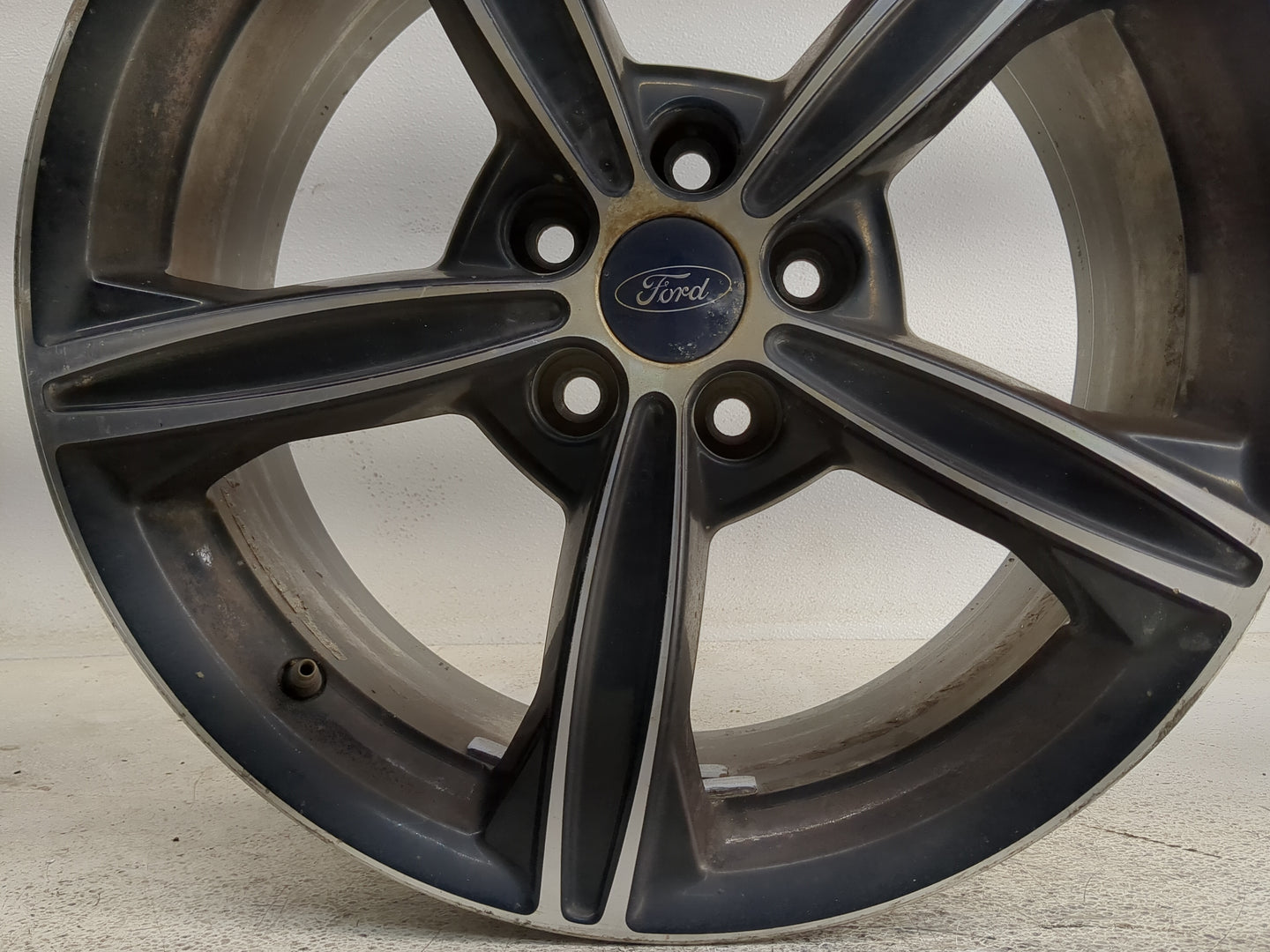 2015-2016 Ford Fusion Oem Wheel Rim - Oemusedautoparts1.com