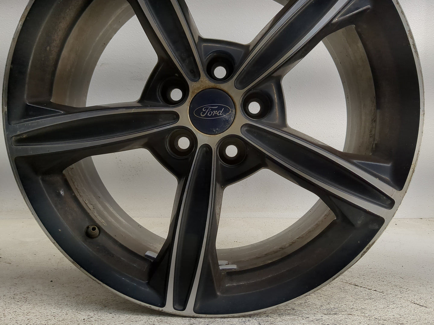 2015-2016 Ford Fusion Oem Wheel Rim - Oemusedautoparts1.com