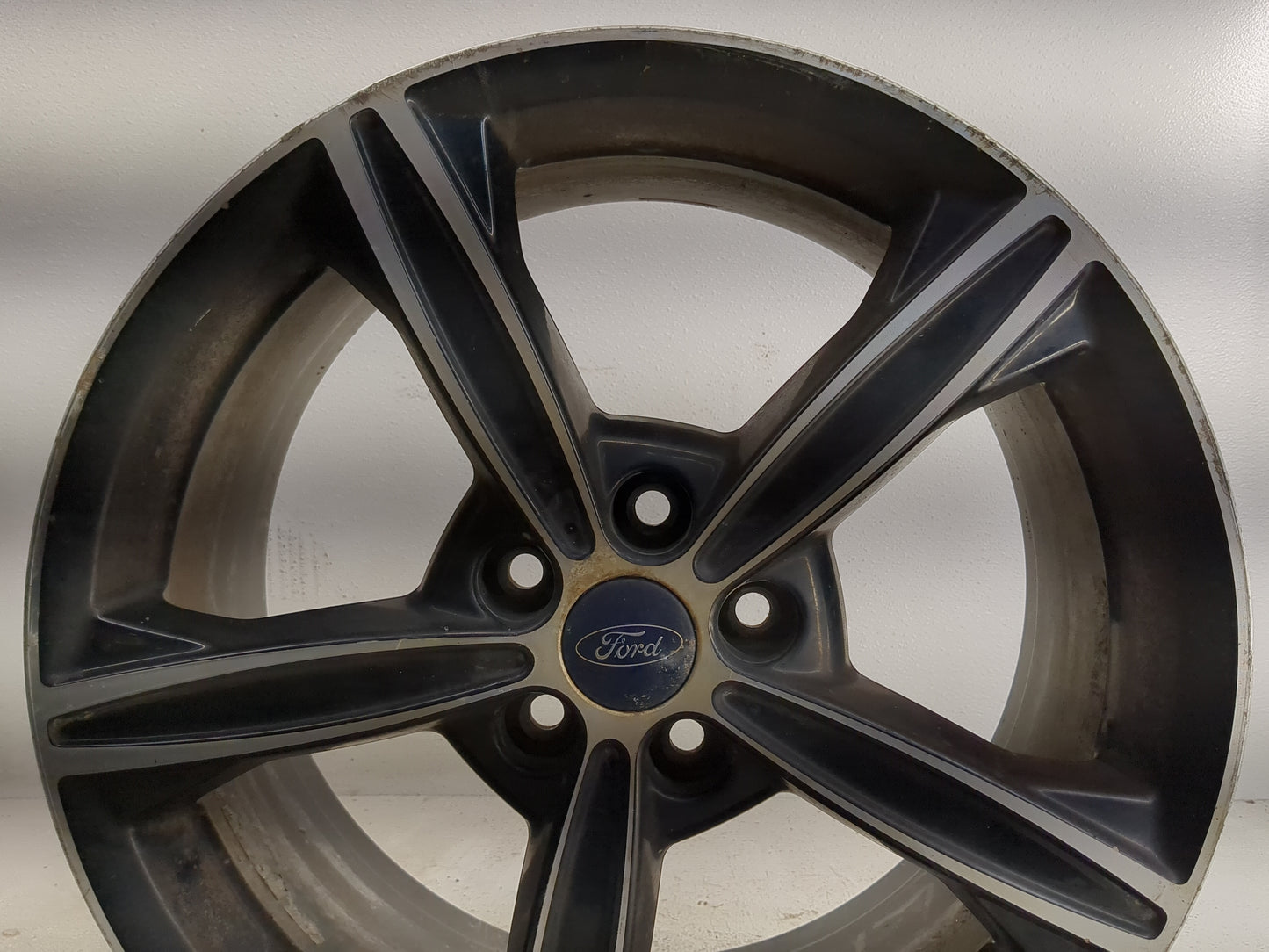 2015-2016 Ford Fusion Oem Wheel Rim - Oemusedautoparts1.com