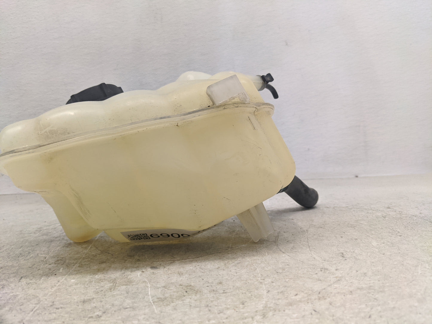 Ford Fusion Windshield Washer Fluid Reservoir Bottle Oem - Oemusedautoparts1.com