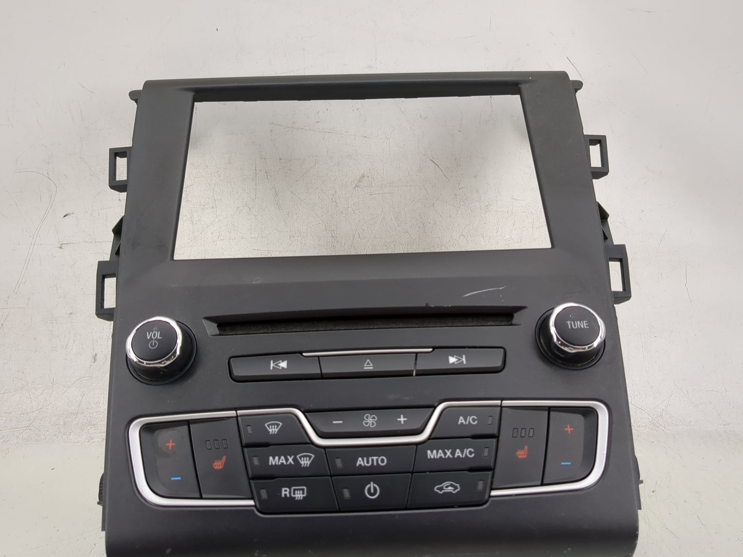 2016-2020 Ford Fusion Radio Control Panel - Oemusedautoparts1.com