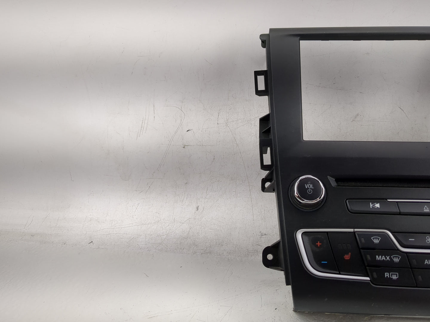 2016-2020 Ford Fusion Radio Control Panel - Oemusedautoparts1.com