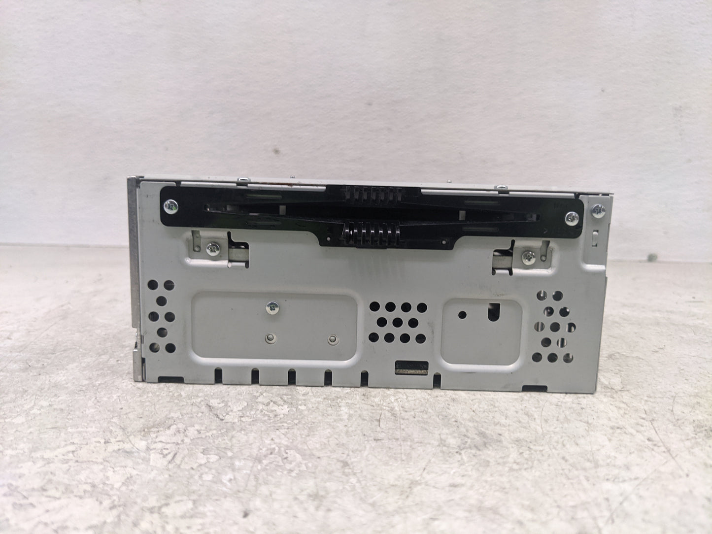 2016 Ford Fusion Radio AM FM Cd Player Receiver Replacement P/N:FS7T-19C107-YB Fits OEM Used Auto Parts - Oemusedautoparts1.