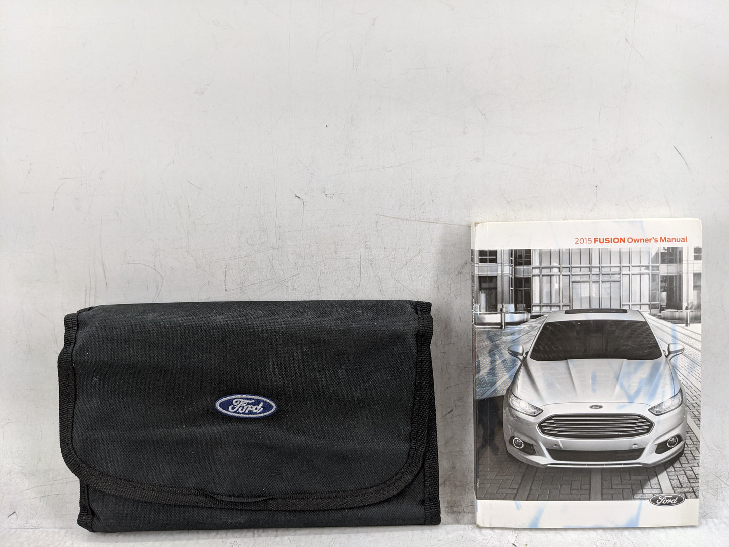 2015 Ford Fusion Owners Manual Book Guide P/N:FE5J19A321AA OEM Used Auto Parts - Oemusedautoparts1.com