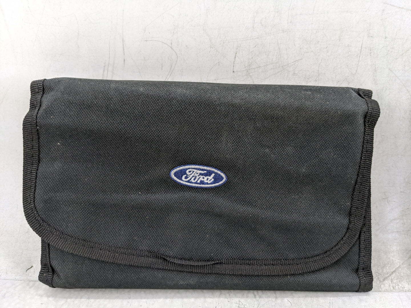 2015 Ford Fusion Owners Manual Book Guide P/N:FE5J19A321AA OEM Used Auto Parts - Oemusedautoparts1.com