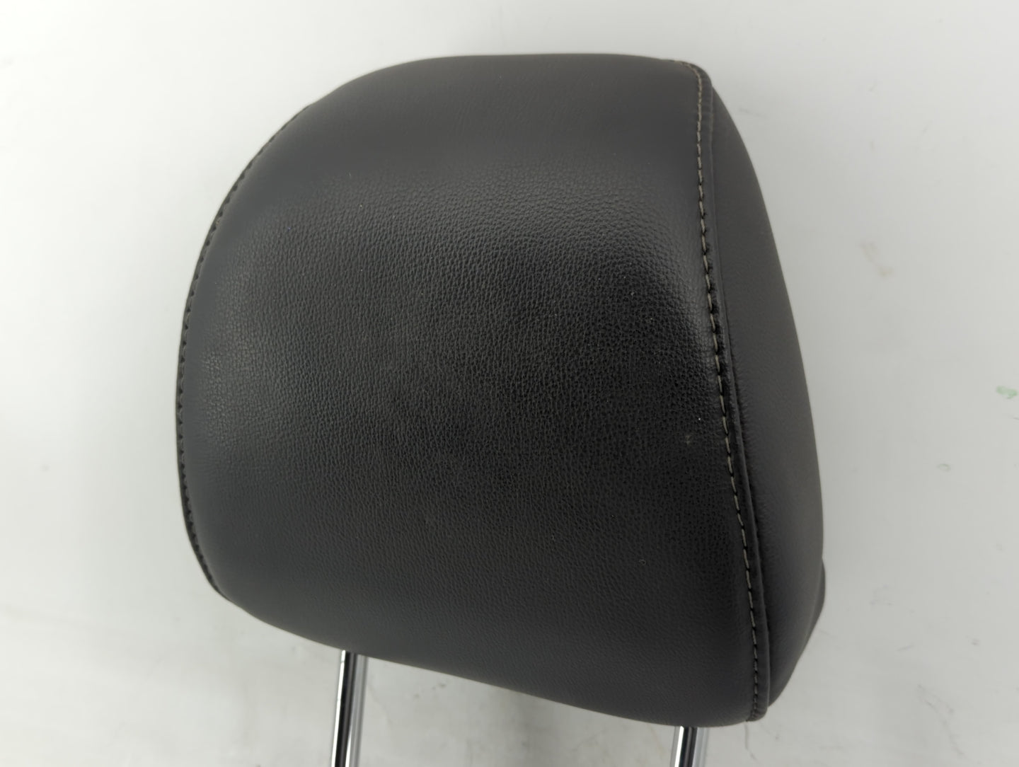 2015-2016 Ford Fusion Headrest Head Rest Rear Seat Fits Fits 2015 2016 OEM Used Auto Parts - Oemusedautoparts1.com