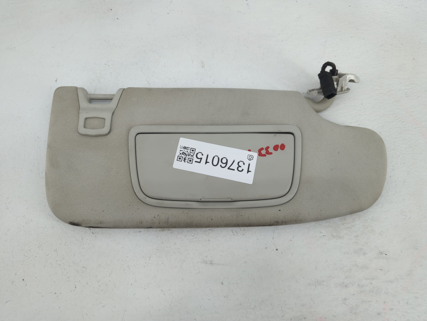 2015-2016 Ford Fusion Sun Visor Shade Replacement Passenger Right Mirror Fits Fits 2015 2016 OEM Used Auto Parts - Oemusedau