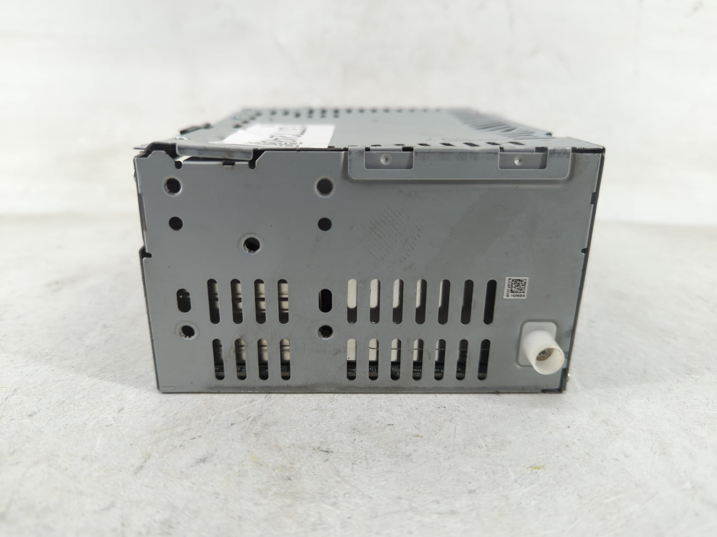 2014-2015 Ford Fusion Radio AM FM Cd Player Receiver Replacement P/N:DS7T-19C107-CM Fits Fits 2014 2015 OEM Used Auto Parts 