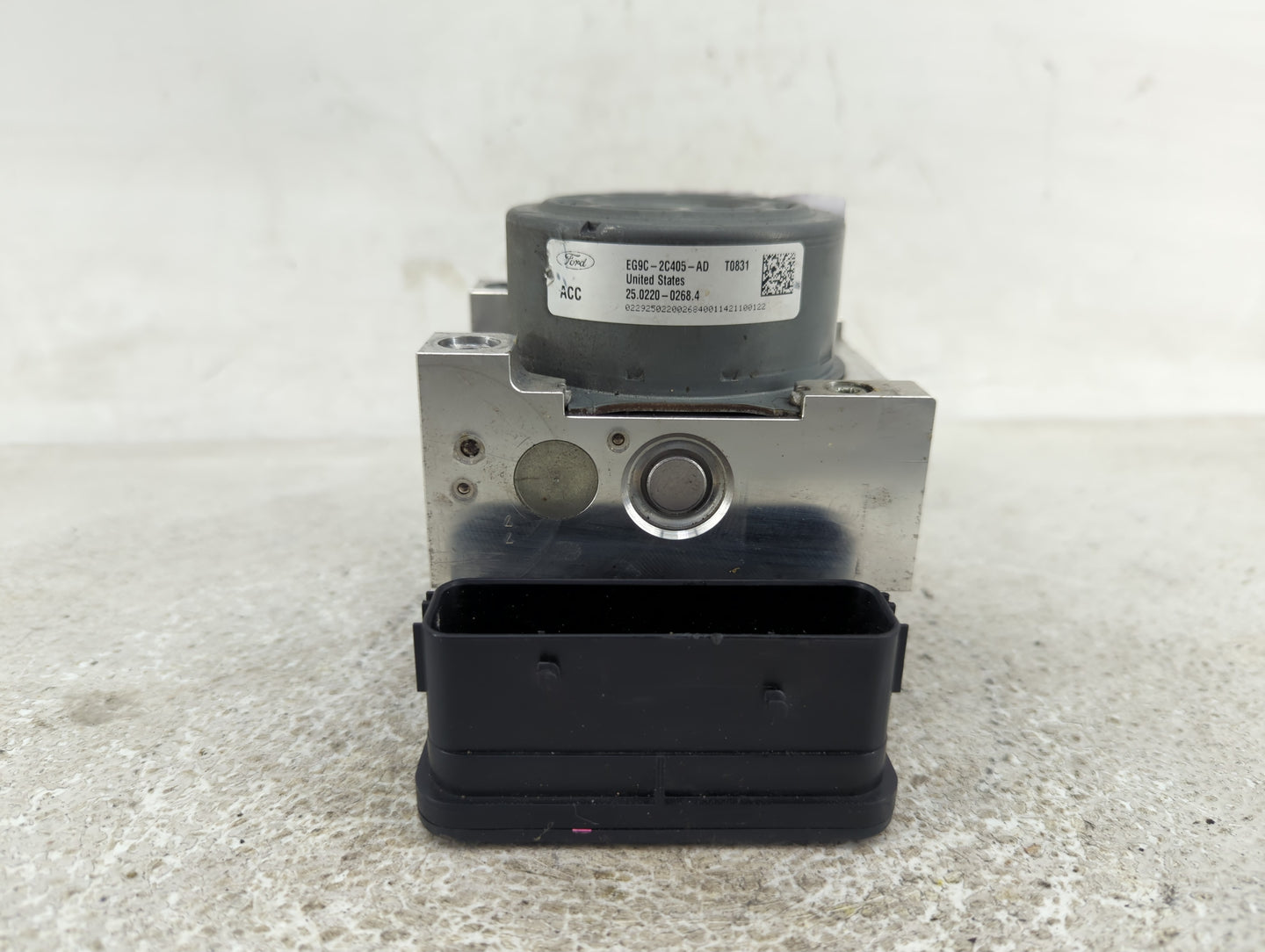 2014-2016 Ford Fusion ABS Pump Control Module Replacement P/N:EG9C-2C405-AD Fits Fits 2014 2015 2016 OEM Used Auto Parts - O