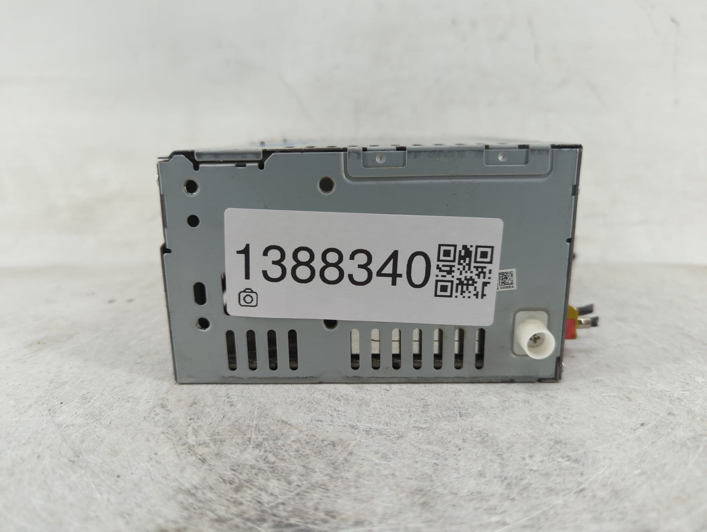 2014-2015 Ford Fusion Radio AM FM Cd Player Receiver Replacement P/N:DS7T-19C107-BM Fits Fits 2014 2015 OEM Used Auto Parts 