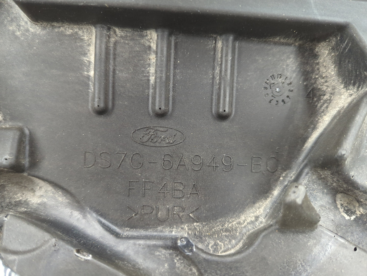 2015 Ford Fusion Engine Cover - Oemusedautoparts1.com