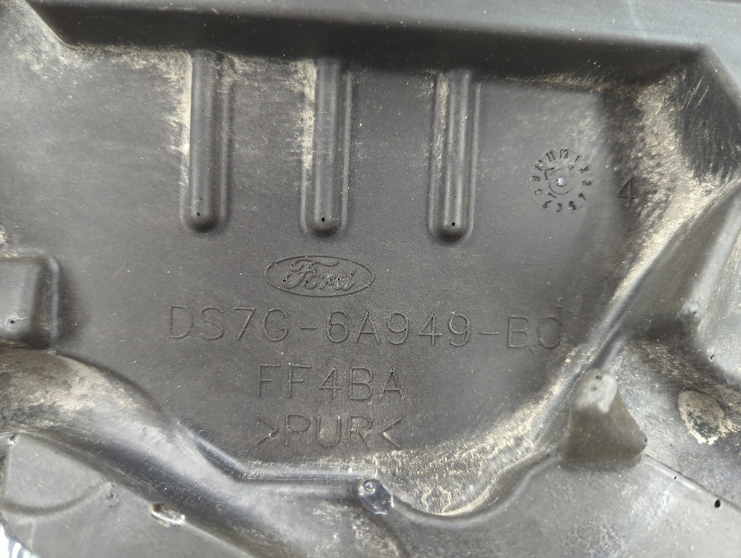 2015 Ford Fusion Engine Cover - Oemusedautoparts1.com