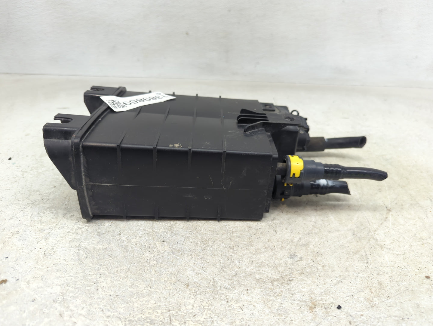 2015 Ford Fusion Fuel Vapor Charcoal Canister - Oemusedautoparts1.com