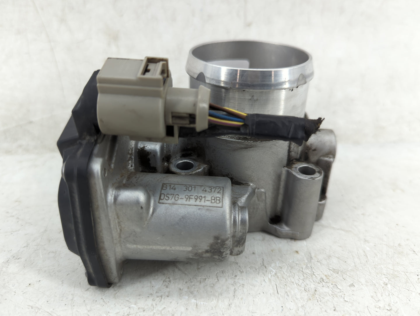 2014-2020 Ford Fusion Throttle Body Fits Fits 2014 2015 2016 2017 2018 2019 2020 OEM Used Auto Parts - Oemusedautoparts1.com