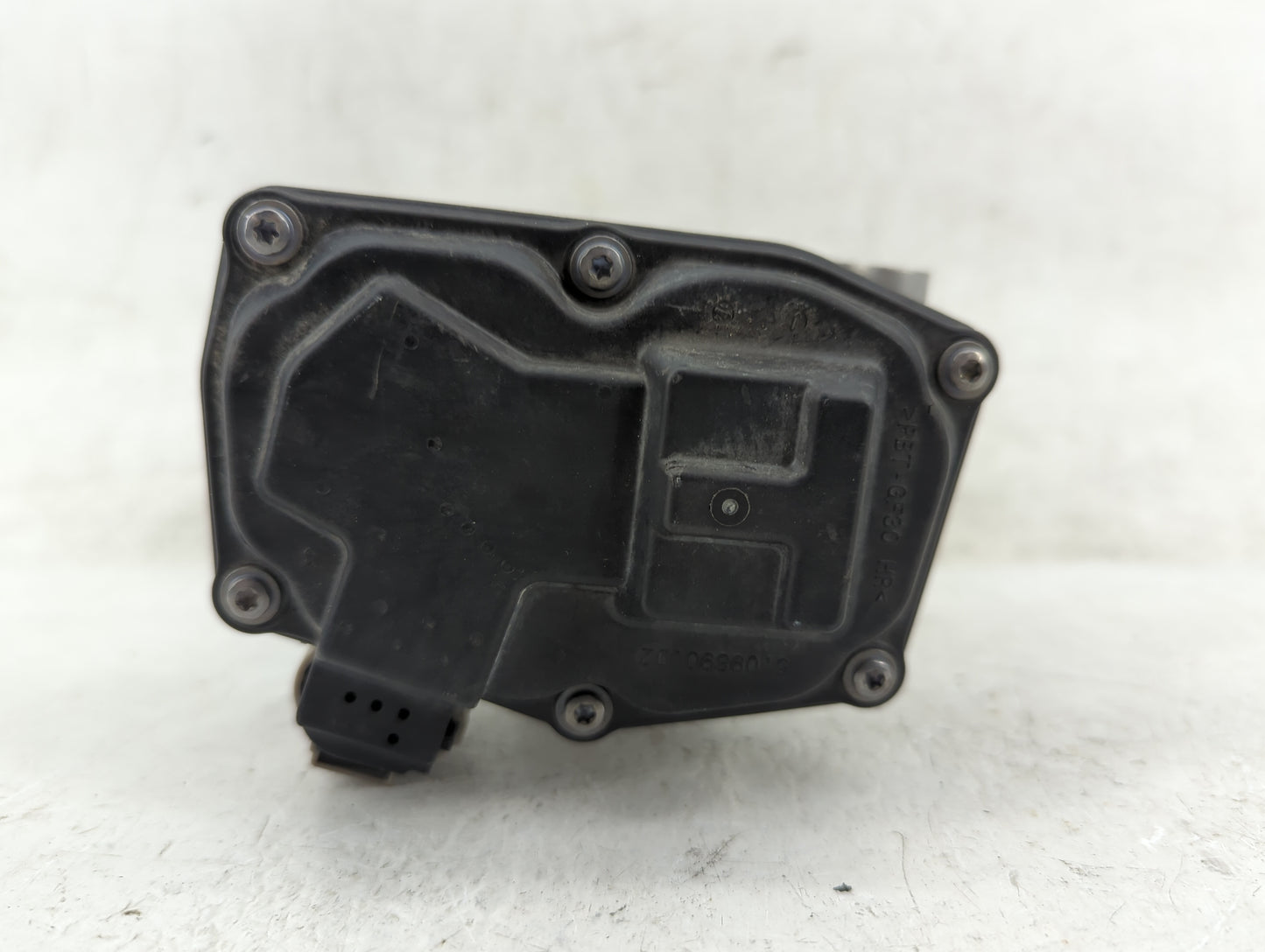 2014-2020 Ford Fusion Throttle Body Fits Fits 2014 2015 2016 2017 2018 2019 2020 OEM Used Auto Parts - Oemusedautoparts1.com