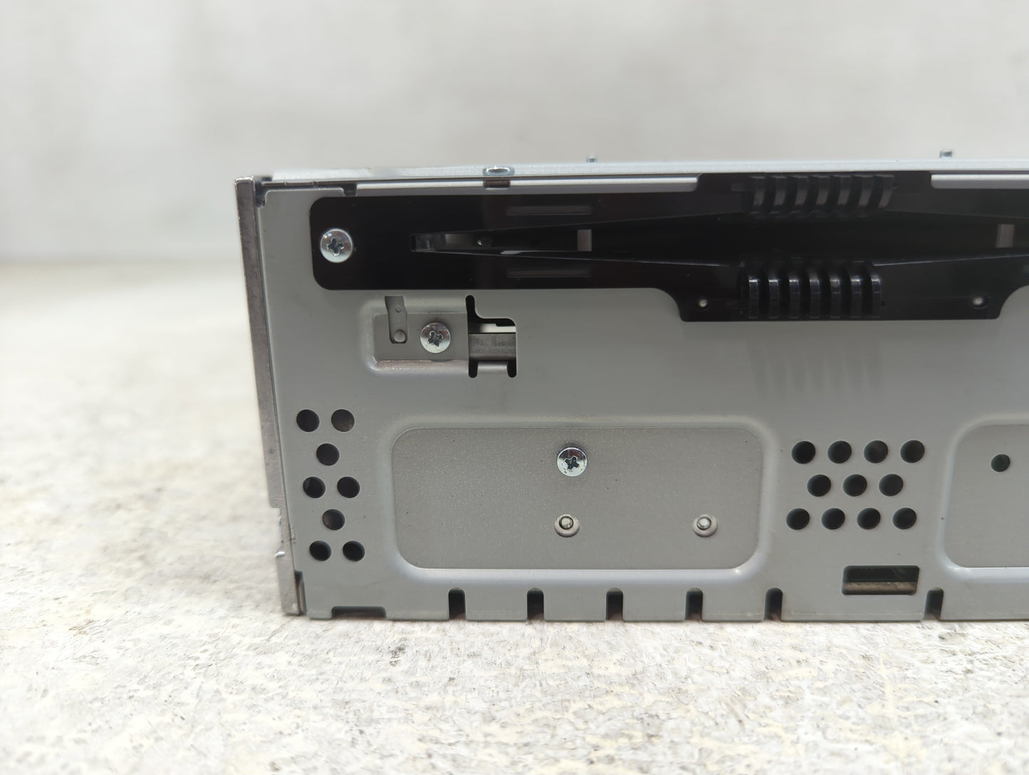 2013-2015 Ford Fusion Radio AM FM Cd Player Receiver Replacement P/N:CQ-JJ22E0UMD Fits Fits 2013 2014 2015 OEM Used Auto Par