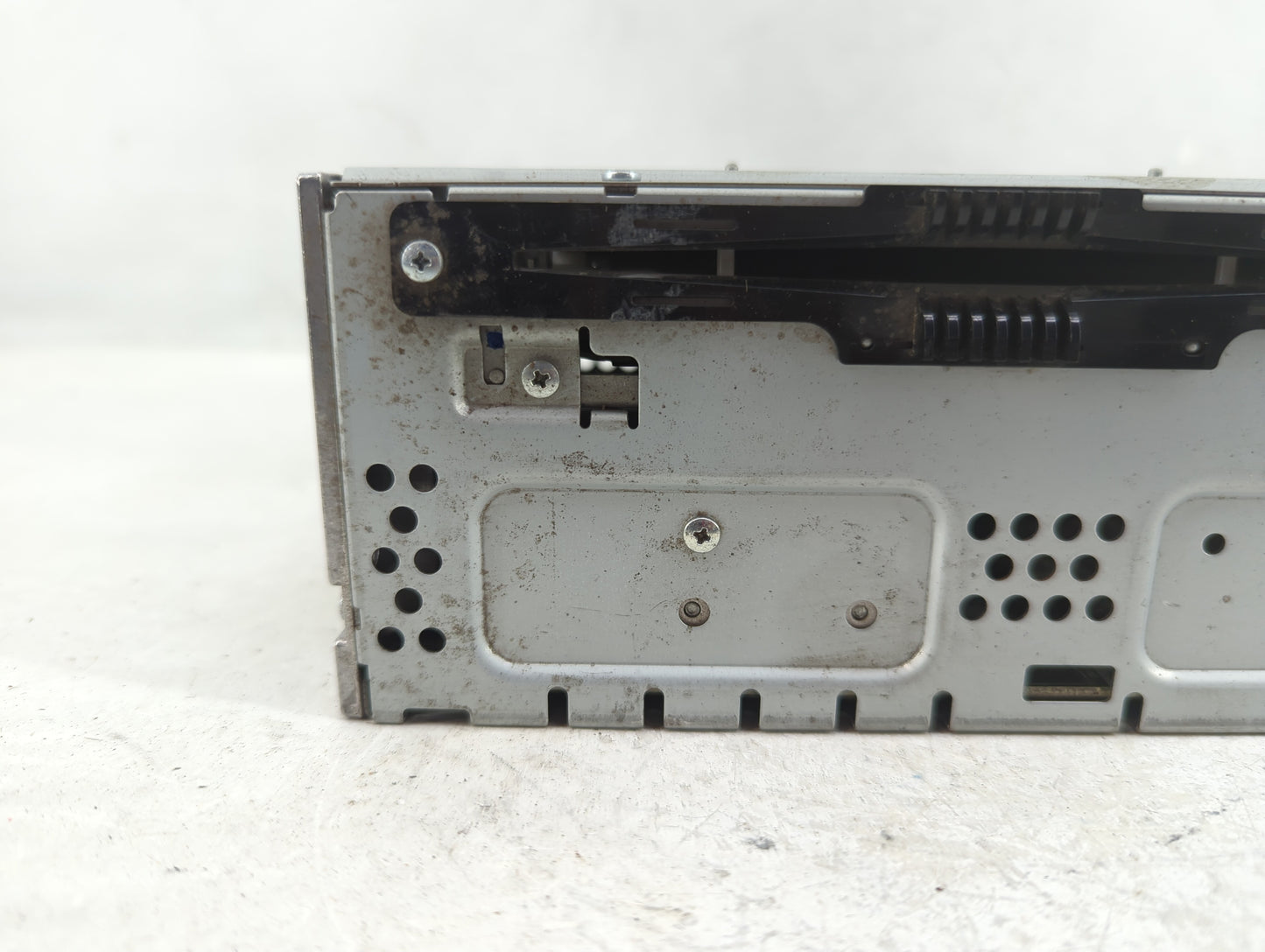 2014-2015 Ford Fusion Radio AM FM Cd Player Receiver Replacement P/N:DS7T-19C107-BM Fits Fits 2014 2015 OEM Used Auto Parts 