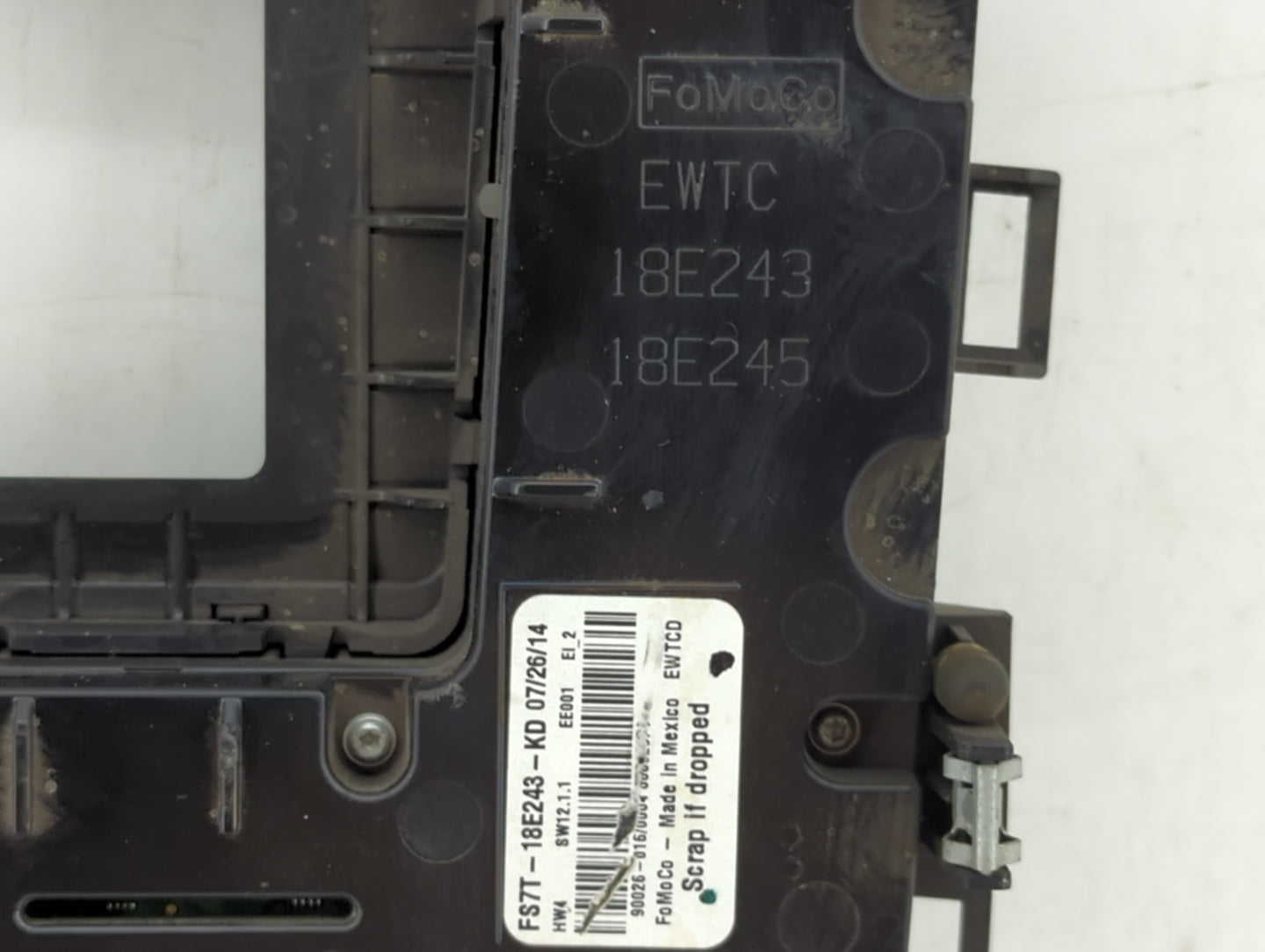 2015 Ford Fusion Radio AM FM Cd Player Receiver Replacement P/N:FS7T-18E243-KD Fits OEM Used Auto Parts - Oemusedautoparts1.