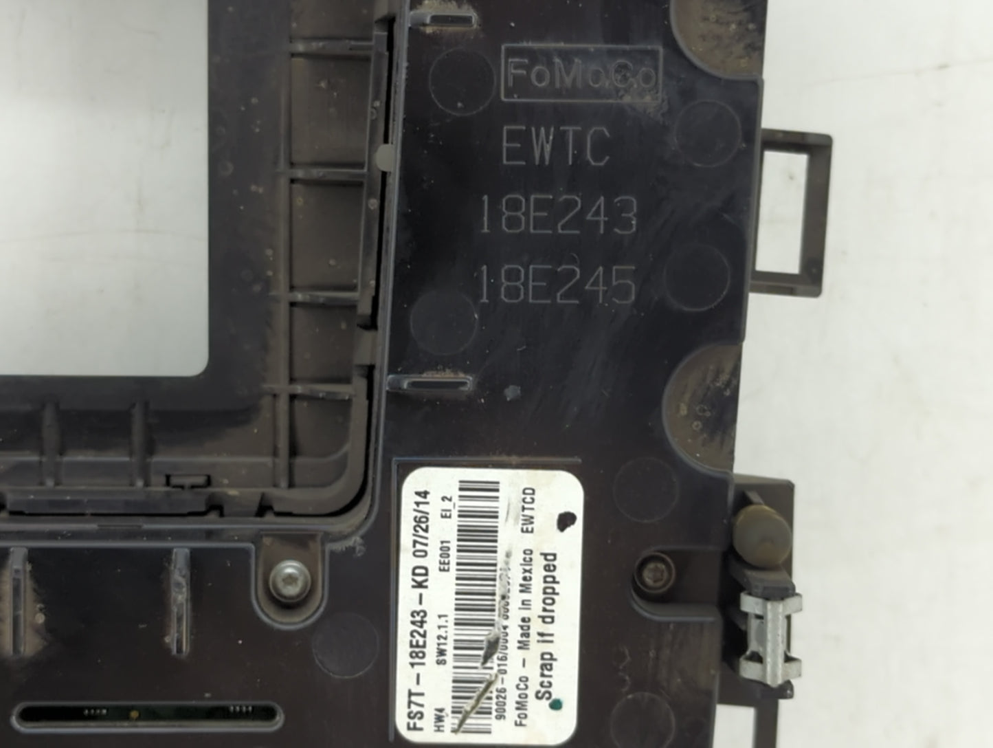 2015 Ford Fusion Radio AM FM Cd Player Receiver Replacement P/N:FS7T-18E243-KD Fits OEM Used Auto Parts - Oemusedautoparts1.