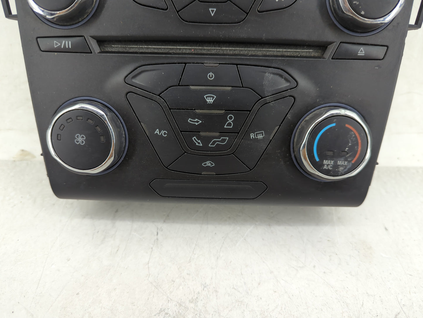2014-2015 Ford Fusion Radio AM FM Cd Player Receiver Replacement P/N:FS7T-18E243-ED Fits Fits 2014 2015 OEM Used Auto Parts 
