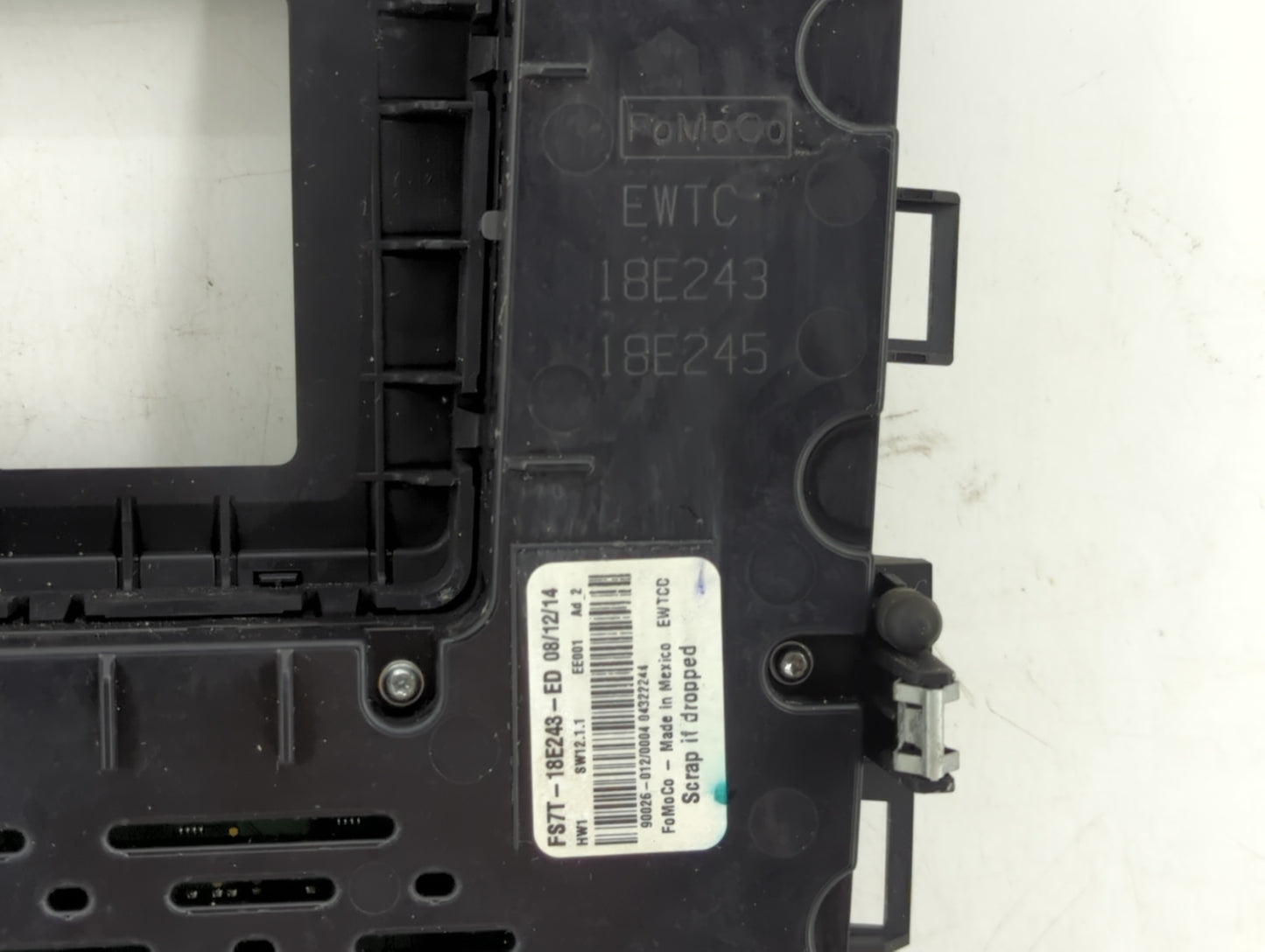 2014-2015 Ford Fusion Radio AM FM Cd Player Receiver Replacement P/N:FS7T-18E243-ED Fits Fits 2014 2015 OEM Used Auto Parts 