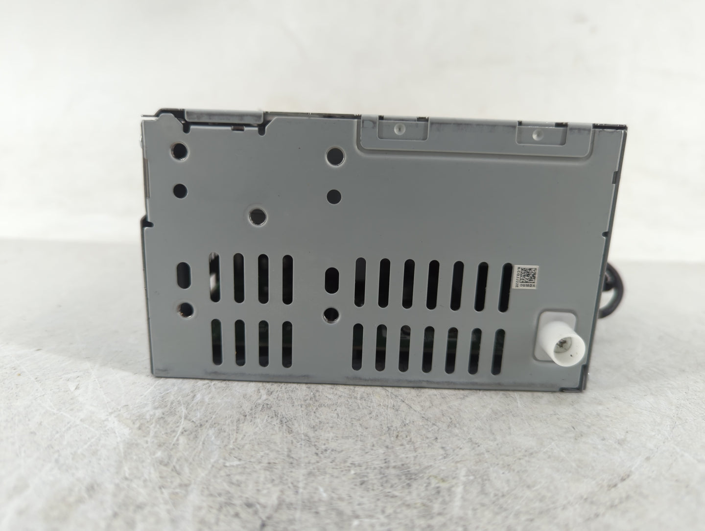 2013-2015 Ford Fusion Radio AM FM Cd Player Receiver Replacement P/N:DS7T-19C107-AM Fits Fits 2013 2014 2015 OEM Used Auto P
