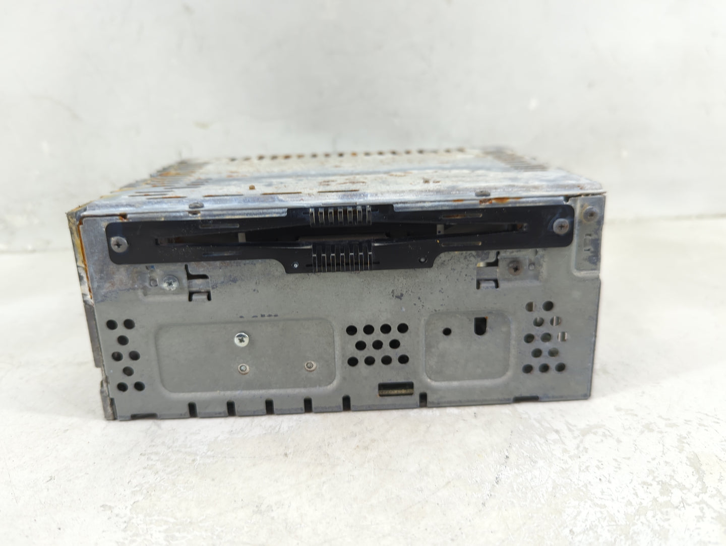 2014-2015 Ford Fusion Radio AM FM Cd Player Receiver Replacement P/N:DS7T-19C107-BM Fits Fits 2014 2015 OEM Used Auto Parts 