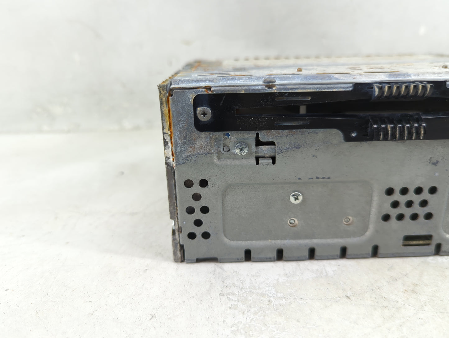 2014-2015 Ford Fusion Radio AM FM Cd Player Receiver Replacement P/N:DS7T-19C107-BM Fits Fits 2014 2015 OEM Used Auto Parts 
