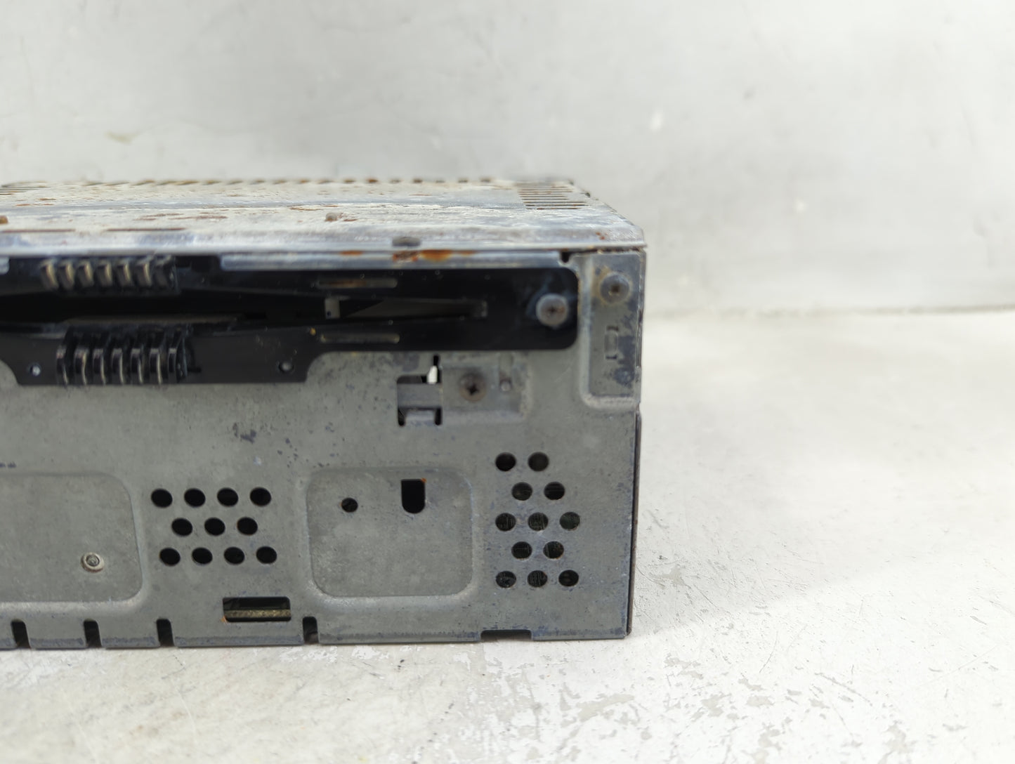 2014-2015 Ford Fusion Radio AM FM Cd Player Receiver Replacement P/N:DS7T-19C107-BM Fits Fits 2014 2015 OEM Used Auto Parts 