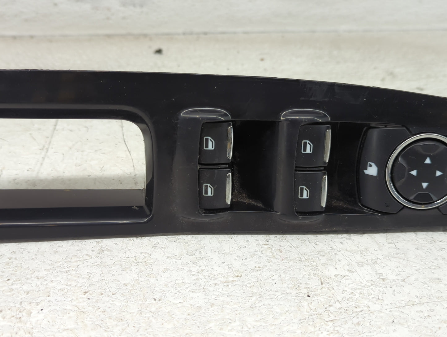 2015 Ford Fusion Climate Control Module Temperature AC/Heater Replacement P/N:DG9T-14540-ABW Fits OEM Used Auto Parts - Oemu