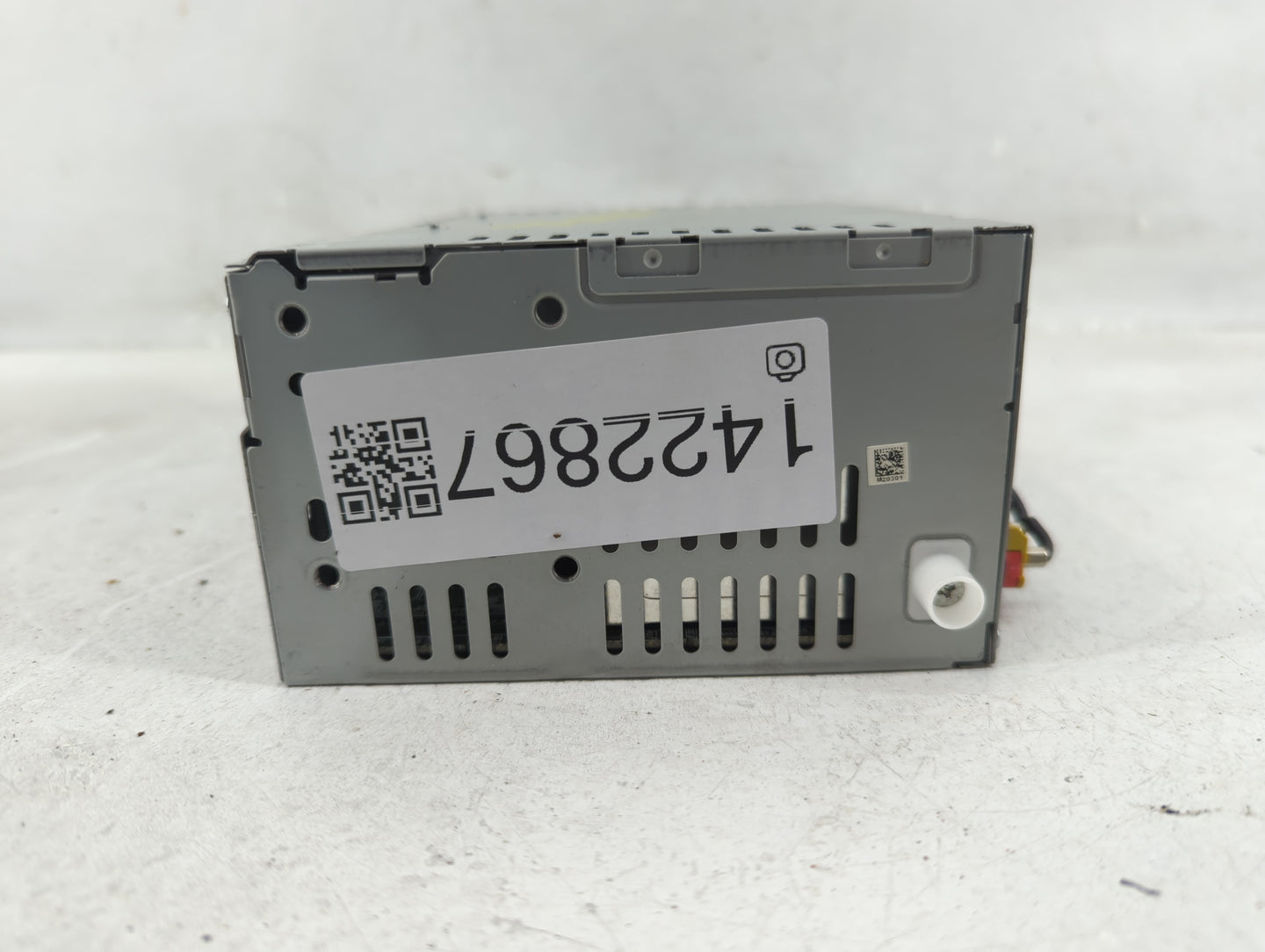 2014-2015 Ford Fusion Radio AM FM Cd Player Receiver Replacement P/N:DS7T-19C107-BM Fits Fits 2014 2015 OEM Used Auto Parts 
