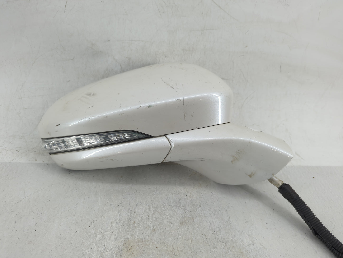 2015-2017 Ford Fusion Passenger Side View Mirror - Right Door Mirror OEM Used - Oemusedautoparts1.com