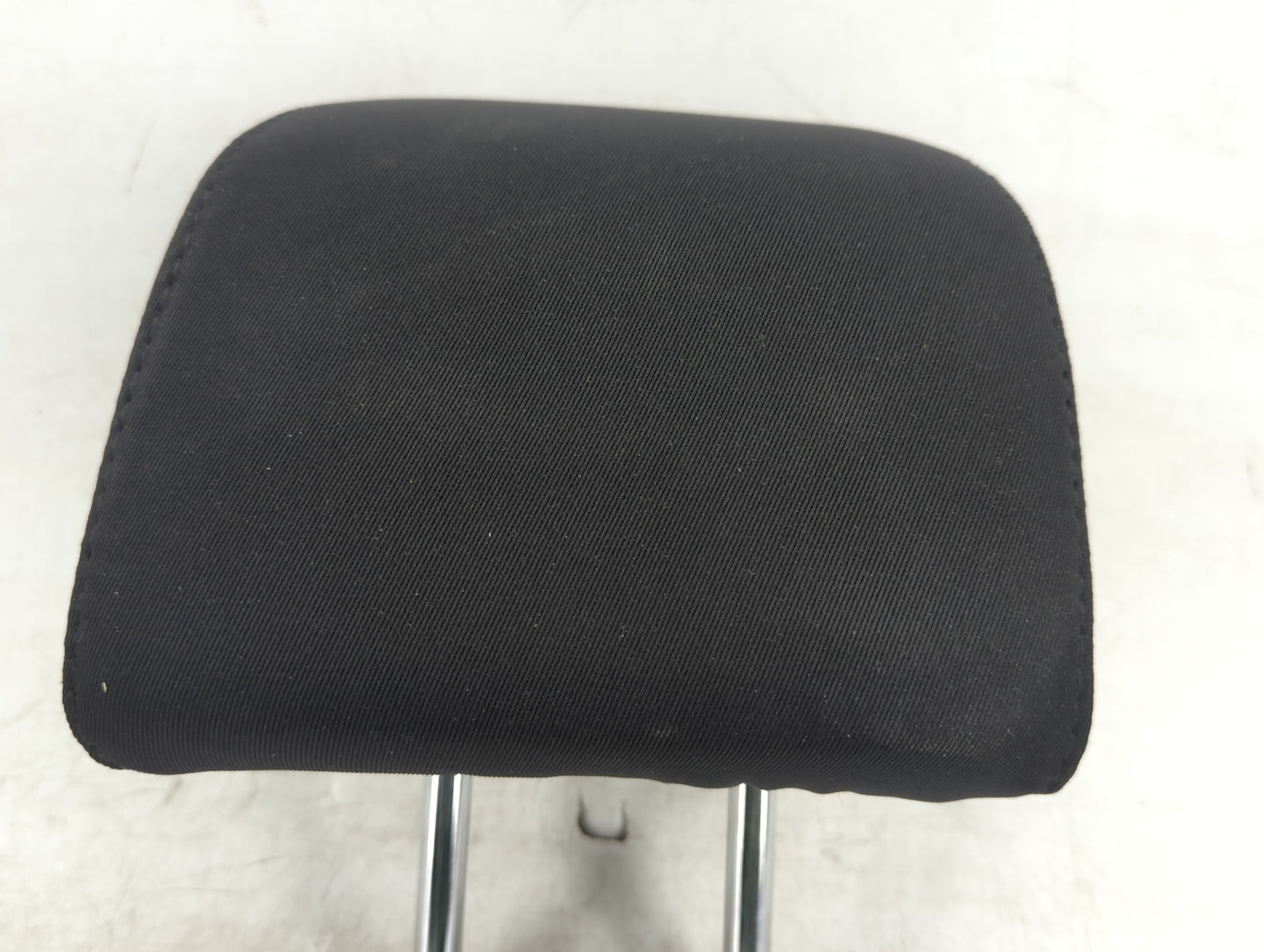2013-2015 Ford Fusion Headrest Head Rest Rear Center Seat Fits Fits 2013 2014 2015 OEM Used Auto Parts - Oemusedautoparts1.c