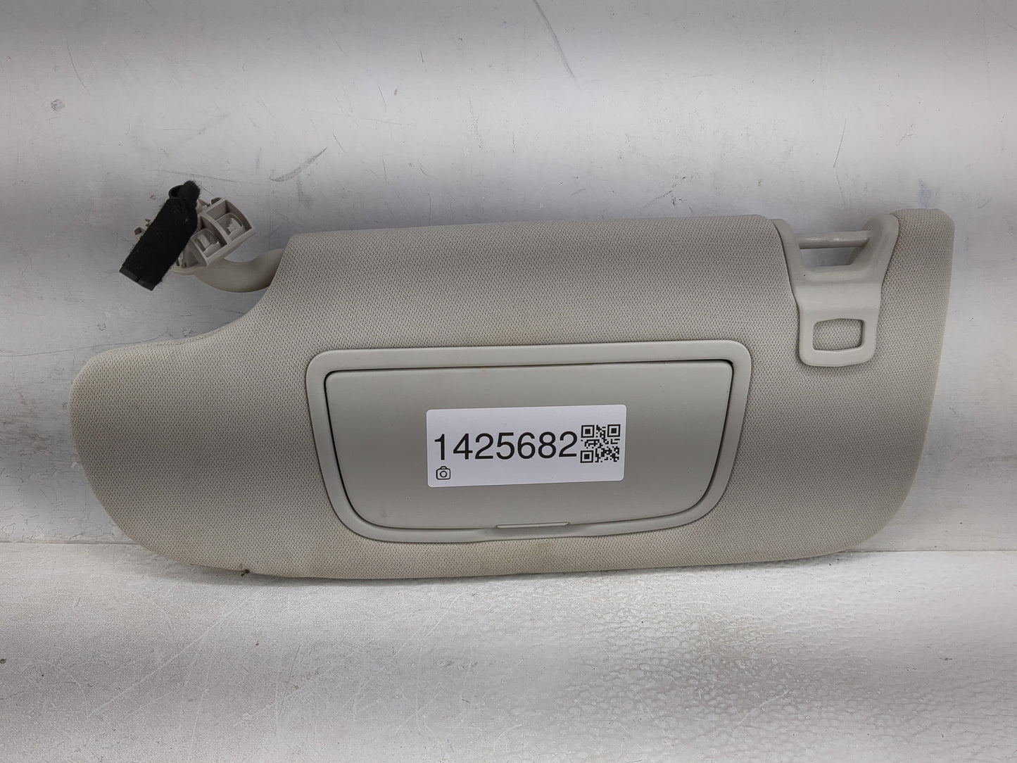 2015-2016 Ford Fusion Sun Visor Shade Replacement Driver Left Mirror Fits Fits 2015 2016 OEM Used Auto Parts - Oemusedautopa