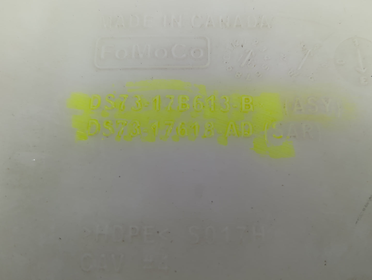 2015-2016 Ford Fusion Windshield Washer Fluid Reservoir Bottle Oem - Oemusedautoparts1.com