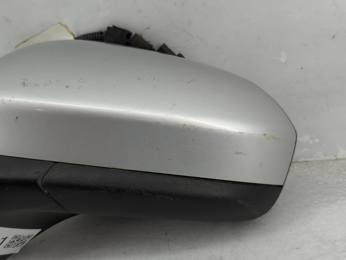 2015-2017 Ford Fusion Driver Side View Mirror - Left Door Mirror OEM Used - Oemusedautoparts1.com